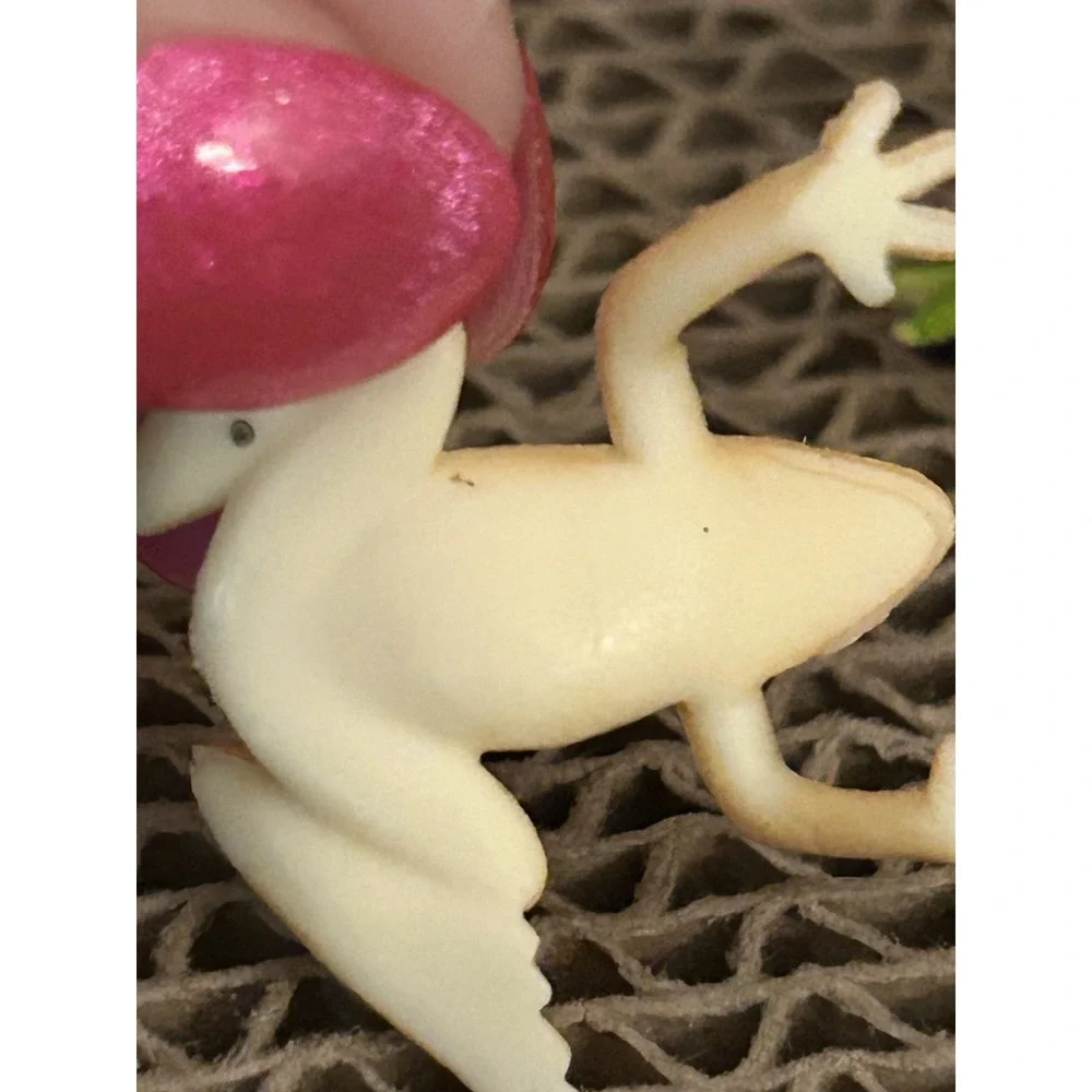 Lot Of 7 Safari Ltd Colorful Frogs‎ And Turtles